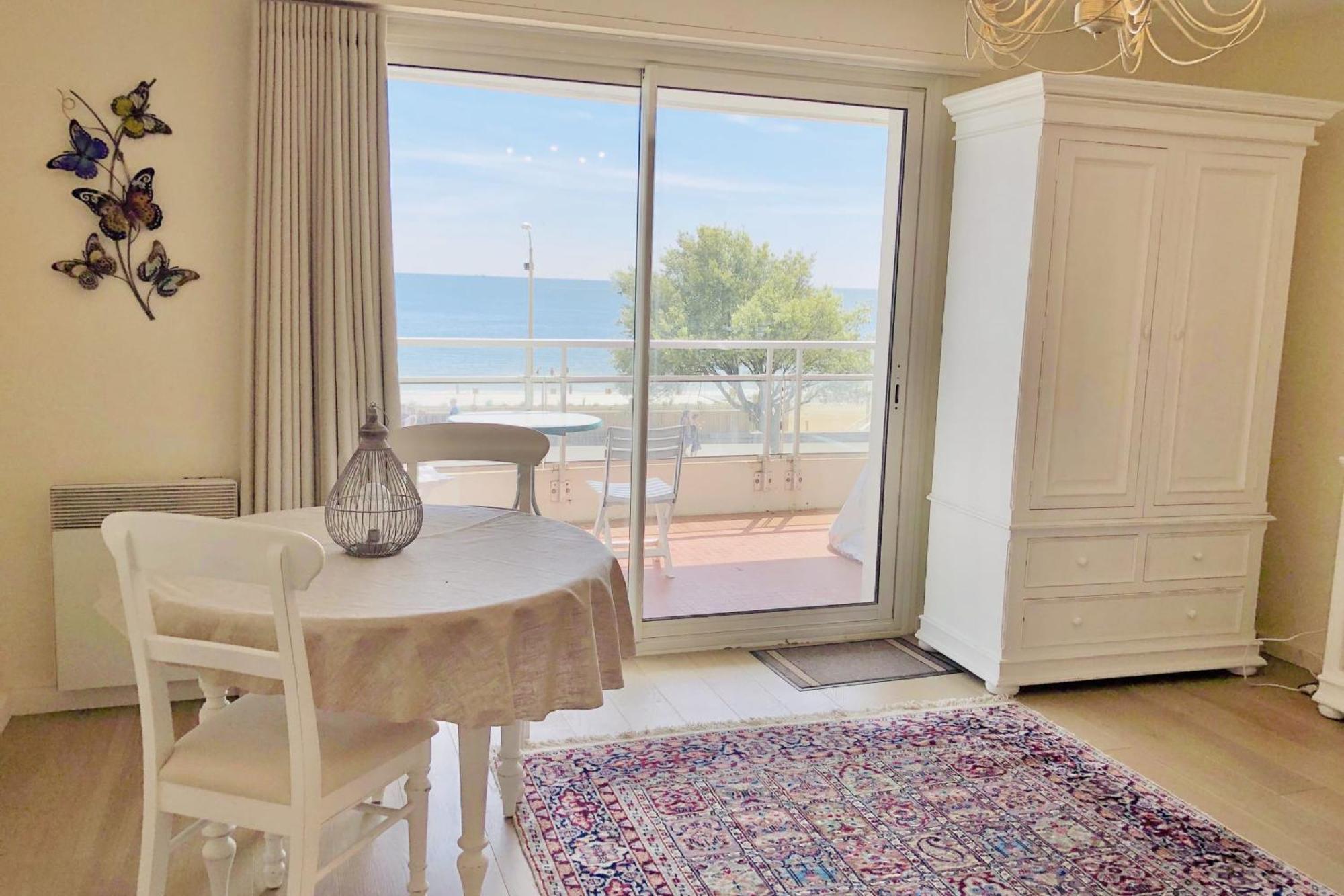 Studio And Terrace Sea View In La Baule Luaran gambar